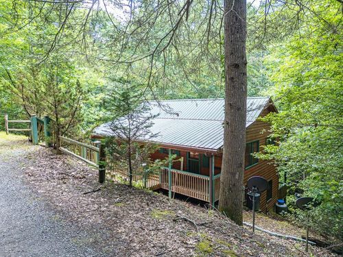 75 Murphy St, Young Harris, GA, 30582 | Card Image