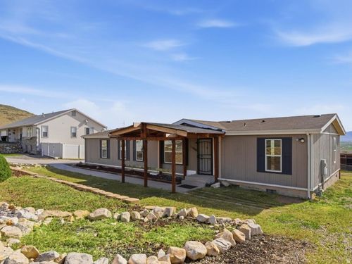 11000 N Wallace Ln, Tremonton, UT, 84337-9543 | Card Image