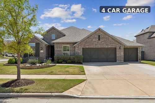 844 Elm Fork Trl, Providence Village, TX, 76227-5402 | Card Image