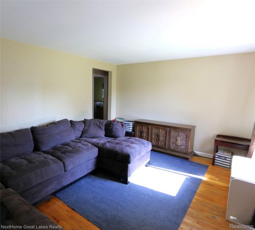 5389 Robin Drive, Grand Blanc, MI, 48439 | Card Image