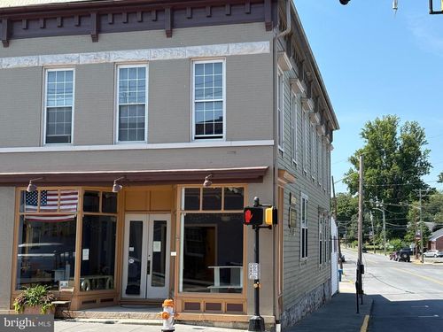 1 E Main St, BERRYVILLE, VA, 22611-1337 | Card Image