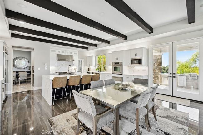 36472 County Line Rd, House other with 4 bedrooms, 6 bathrooms and 4 parking in Yucaipa CA | Image 18