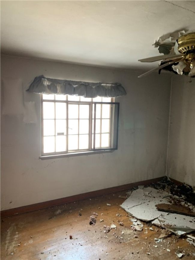 1823 Wright St, House other with 2 bedrooms, 1 bathrooms and 5 parking in Wilkinsburg PA | Image 21