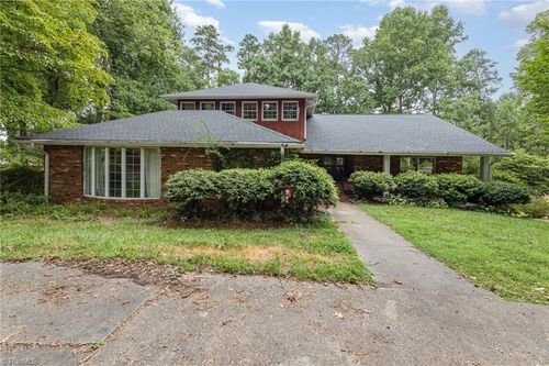 2651 Wallingford Rd, Winston-Salem, NC, 27101-1923 | Card Image