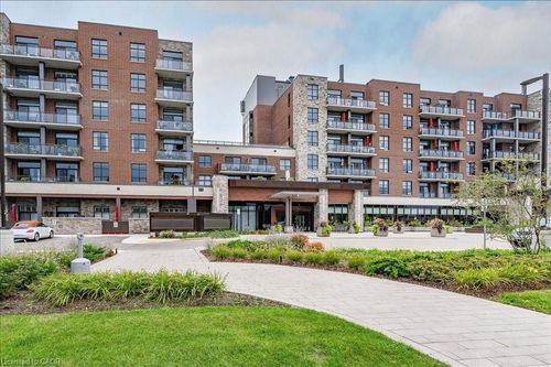 607-3290 New St, Burlington, ON, L7N1M8 | Card Image