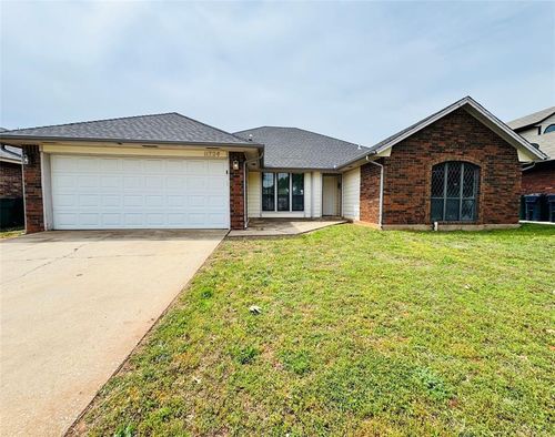 11724 Sw 7th St, Yukon, OK, 73099-6720 | Card Image
