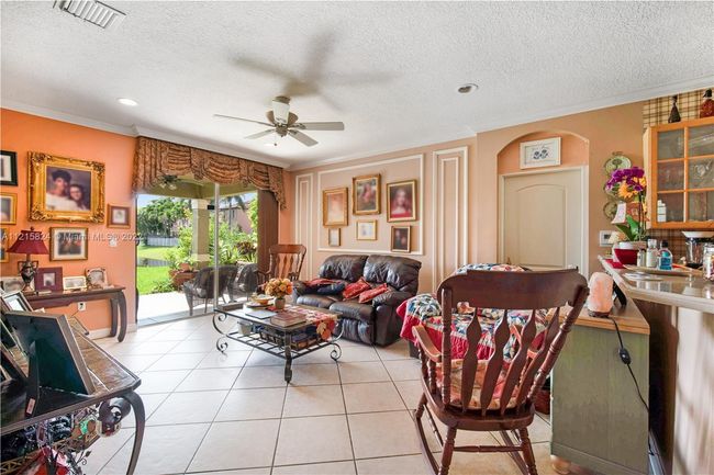 4437 Sw 161 St Path, House other with 3 bedrooms, 2 bathrooms and null parking in Miami FL | Image 14