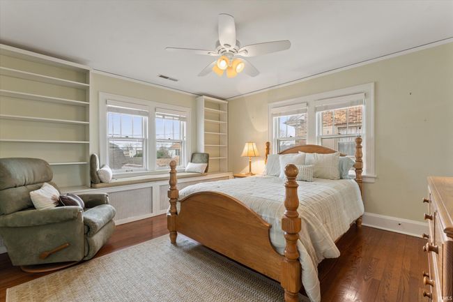 1112 Wayne St, House other with 3 bedrooms, 2 bathrooms and null parking in South Bend IN | Image 13