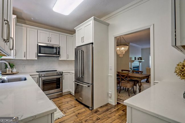 199 Stornoway Dr, Townhouse with 3 bedrooms, 2 bathrooms and 3 parking in Clayton GA | Image 12