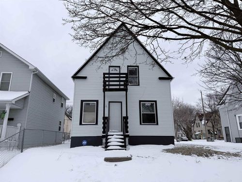 2611 N 33rd St, Milwaukee, WI, 53210-2512 | Card Image