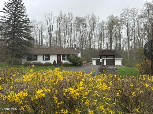 11 Kinderhook Lane, New Lebanon, NY, 12125 | Card Image