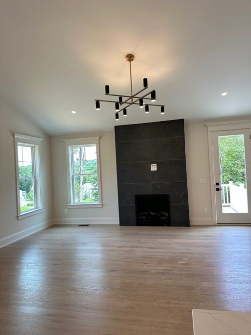 1107 St Andrews Drive Drive, Oxford, CT, 06478 | Card Image