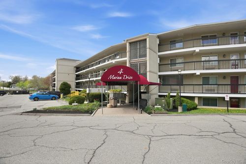 apt-d2-4 Marina Dr, Mahopac, NY, 10541-1612 | Card Image