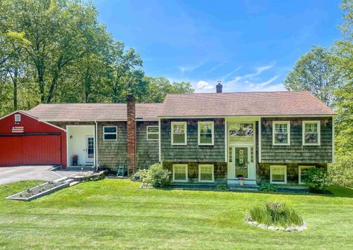 15 Mulligan Right Of Way, Westmoreland, NH, 03467-4314 | Card Image