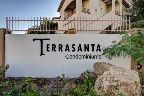 2046-5655 E Sahara Ave, Las Vegas, NV, 89142-2080 | Card Image