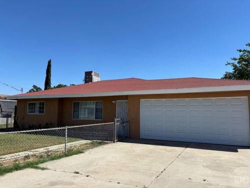 7805 Dunnsmere Avenue, Lamont, CA, 93241 | Card Image