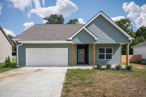 105 Reece Rd, Baxter, TN, 38544-2222 | Card Image