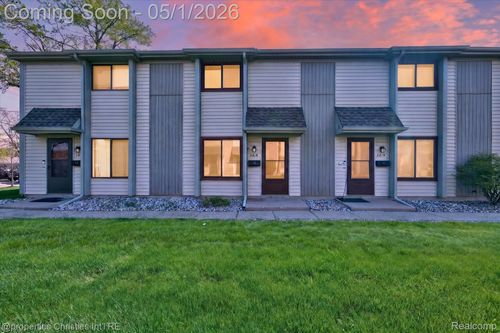 2513 Samoset Rd, Royal Oak, MI, 48073-1766 | Card Image