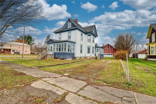 7 Franklin St, Franklinville, NY, 14737-1201 | Card Image