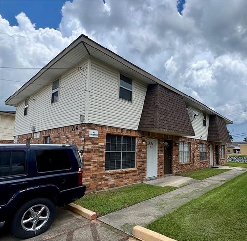b-904 Jefferey Ct, La Place, LA, 70068-3706 | Card Image