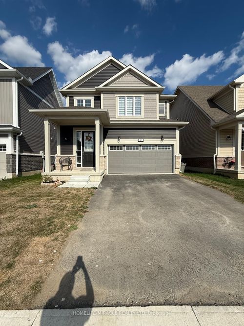 41 Golf Links Dr, Bath, ON, K0H1G0 | Card Image