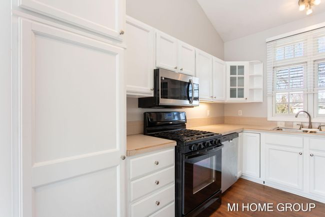 33-web-or-mls-3782-142nd-ave | Image 31