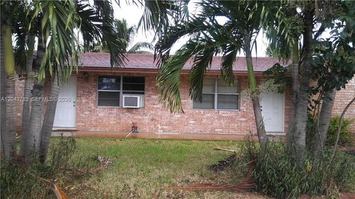 0-5425 Nw 16th Ct, Lauderhill, FL, 33313-5422 | Card Image