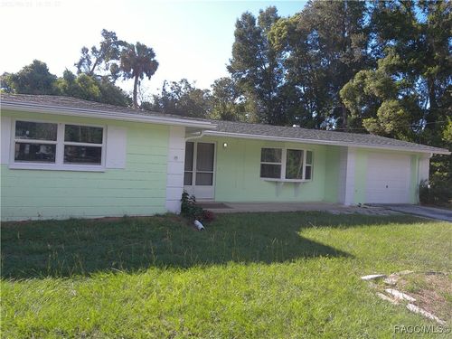 1080 N Hollywood Cir, Crystal River, FL, 34429-2633 | Card Image