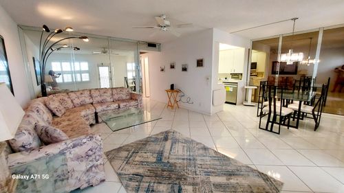 4079-4079 Cornwall D, Boca Raton, FL, 33434-2954 | Card Image