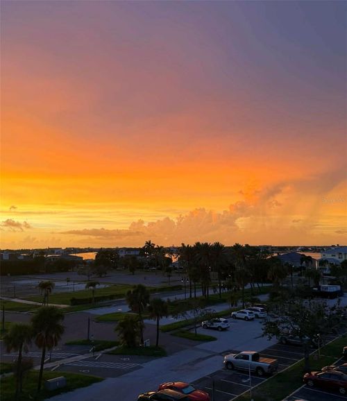 502-450 Treasure Island Cswy, TREASURE ISLAND, FL, 33706-1136 | Card Image