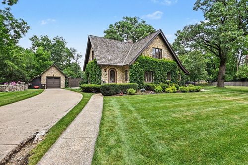 1 Kellog, Crystal Lake, IL, 60014-5815 | Card Image