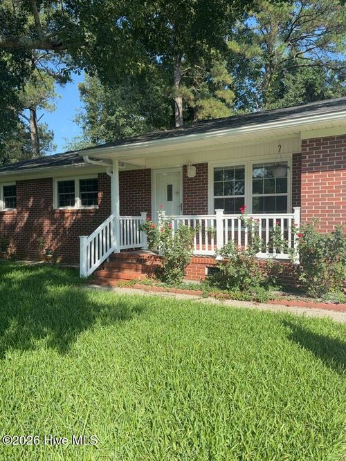2530 Country Club Rd, Jacksonville, NC, 28546-8000 | Card Image