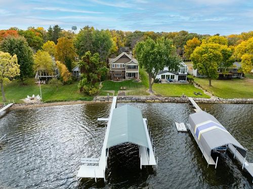2172 Shadywood Rd, Wayzata, MN, 55391-9222 | Card Image
