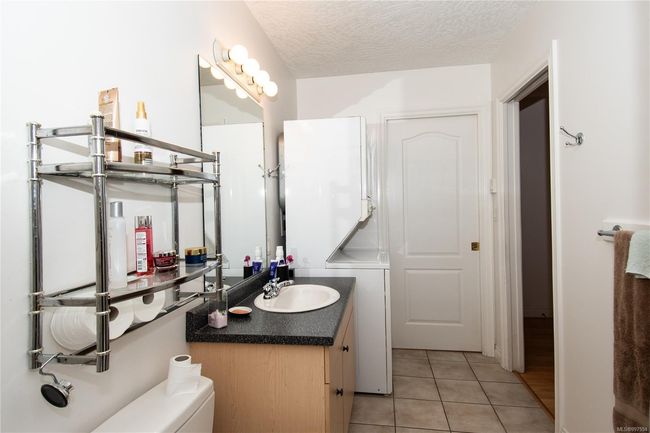 1684 Lailah's Loop, House other with 3 bedrooms, 2 bathrooms and 2 parking in Qualicum Beach BC | Image 7