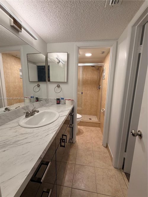404-1021 Mockingbird Ln, Plantation, FL, 33324-3418 | Card Image
