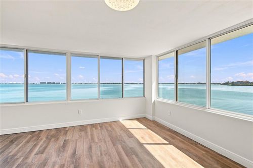 317-5153 Isla Key Blvd S, ST PETERSBURG, FL, 33715-1685 | Card Image
