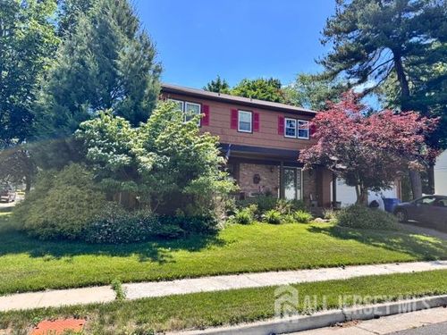20 Tracey Dr, Milltown, NJ, 08850-1918 | Card Image