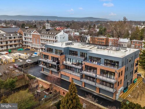 unit-202-210 E 2nd St, FREDERICK, MD, 21701-7001 | Card Image