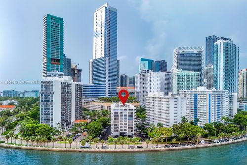 apt-307-1440 Brickell Bay Dr, Miami, FL, 33131-3620 | Card Image