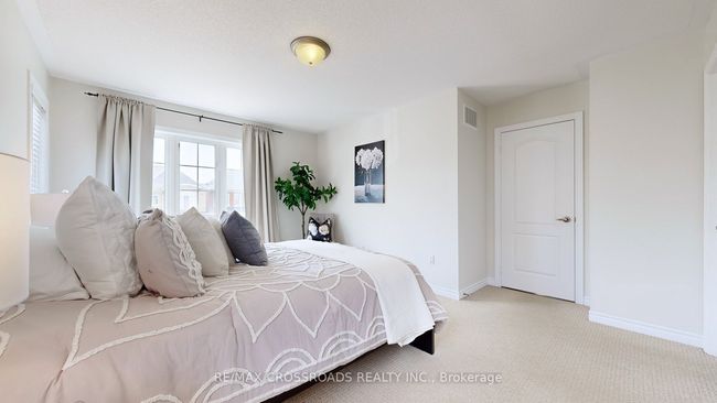 72 Oswell Dr, House other with 4 bedrooms, 3 bathrooms and 2 parking in Ajax ON | Image 32