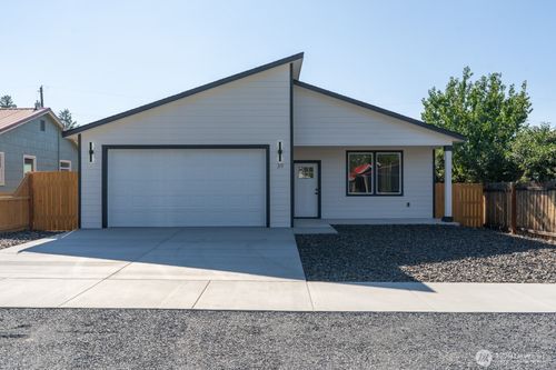39 Birch St Sw, Soap Lake, WA, 98851-9186 | Card Image