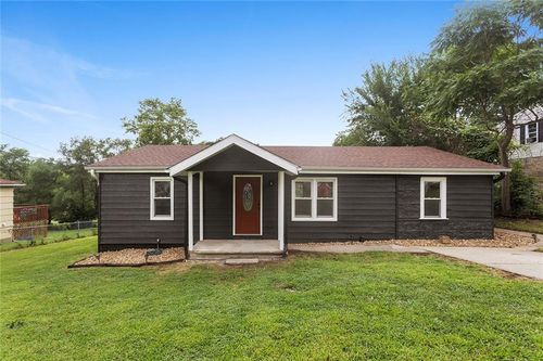 3628 N Cypress Avenue, Kansas City, MO, 64117 | Card Image