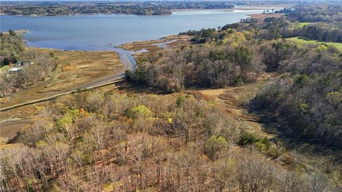 9234 Poplar Point Ln, Smithfield, VA, 23430-2538 | Card Image