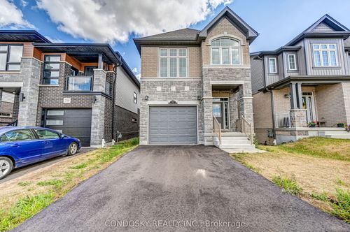 715 Thomas Slee Dr, Kitchener, ON, N2P0J4 | Card Image