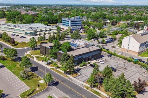 85 Renfrew Dr, Markham, ON, L3R0N9 | Card Image