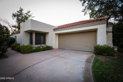 11840 N 40th Way, Phoenix, AZ, 85028-1526 | Card Image