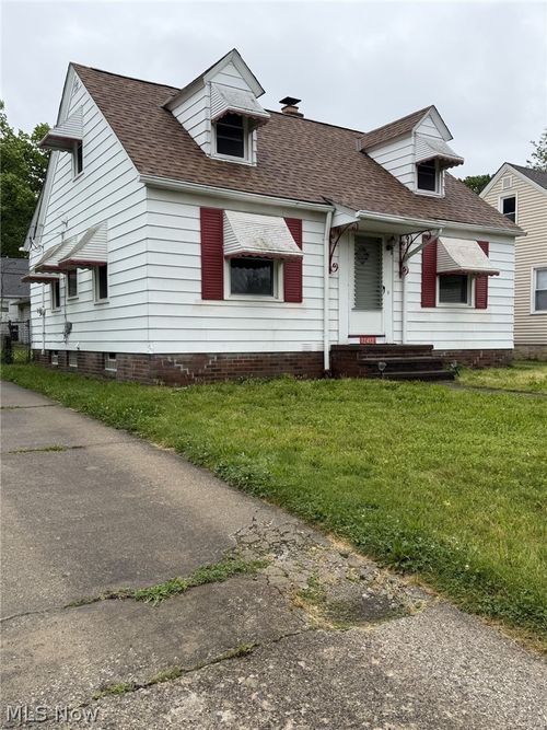12412 Mortimer Ave, Cleveland, OH, 44111-5051 | Card Image