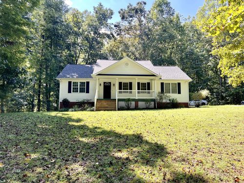 9880 Knobs Hill Ln, Amelia Court House, VA, 23002-5042 | Card Image