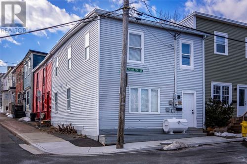 58 Charlton St, Saint John's, NL, A1C1Z1 | Card Image