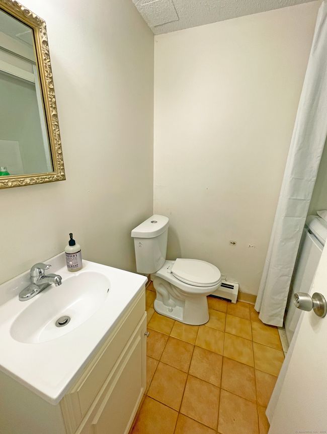 48 - 48 Beaman Brk, Condo with 2 bedrooms, 3 bathrooms and 3 parking in Bloomfield CT | Image 9